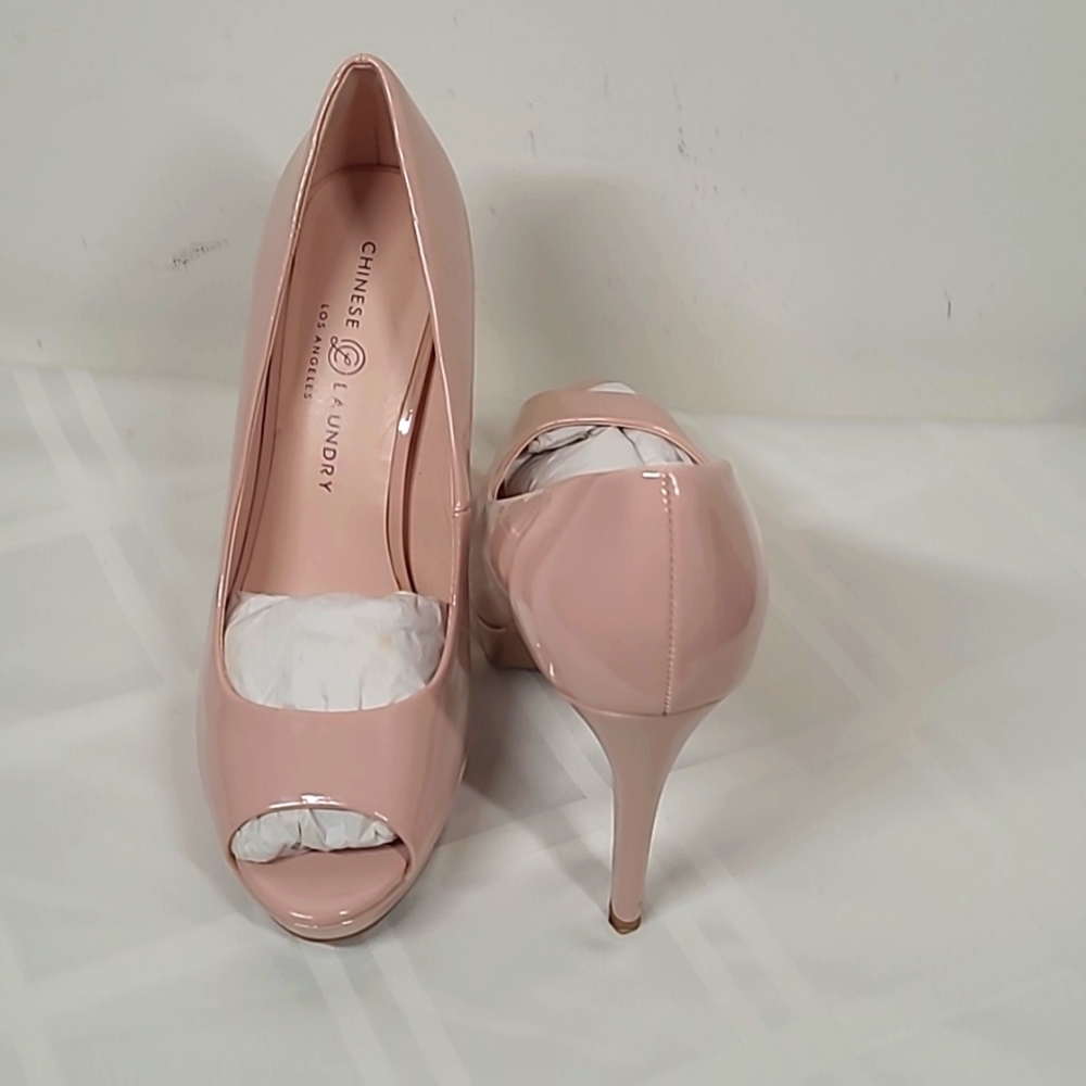 Chinese Laundry Women's PeepToe Heels